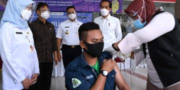 DKI Vaksinasi Pekerja Seni dan Wartawan