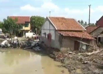 Delapan Kecamatan di Bekasi Rawan Longsor, Cek Mana Saja