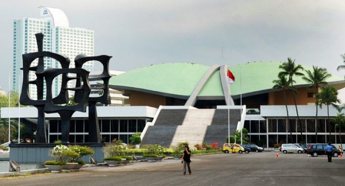 46 Anggota Dewan dan Staf DPR Terkomfirmasi Positif COVID-19