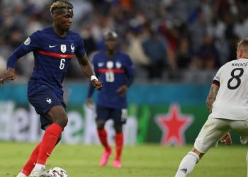 Menang Atas Jerman, Paul Pogba Dibayangi Hukuman